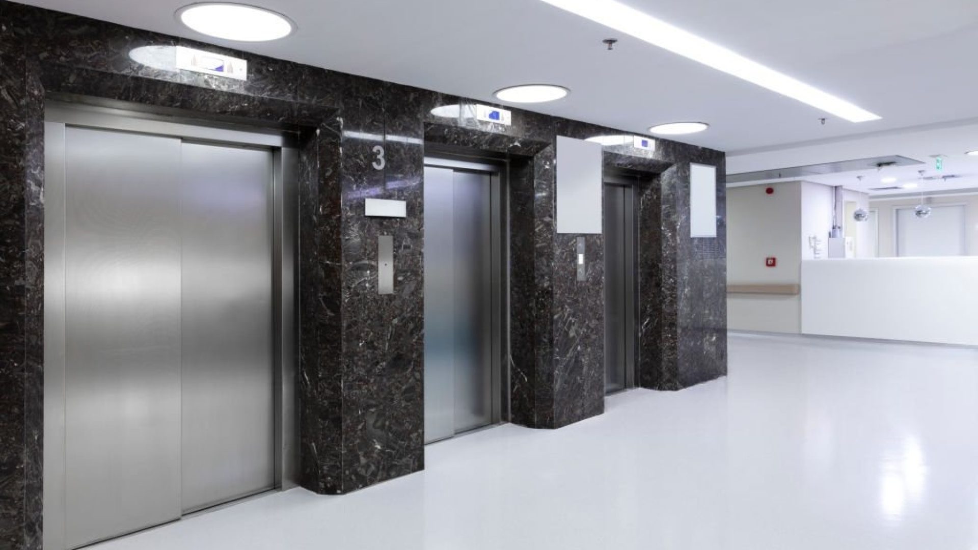 Hospital Lift